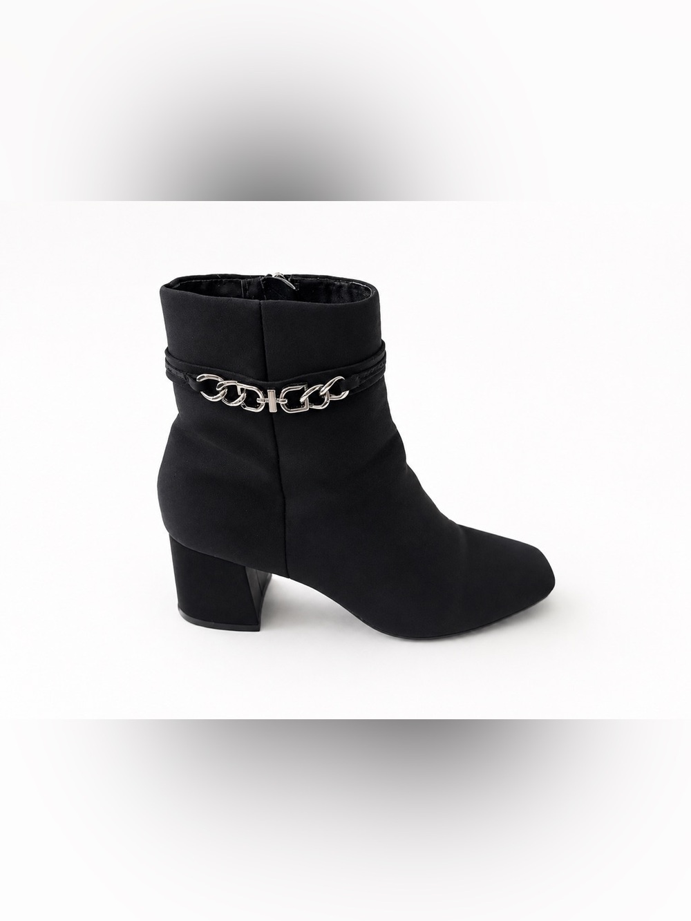 UNISA Black Ankle Booties – Women’s Size 9M
